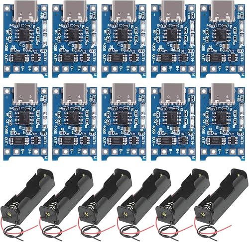 Diez placas azules pequeñas con conector USB-C y seis portapilas negros